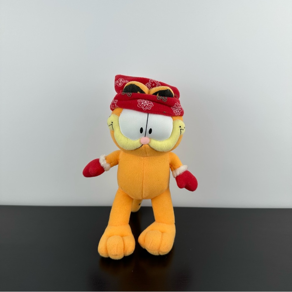 Vintage Garfield Christmas Hat Plush Cat 9” Collectible Stuffed Animal Suction